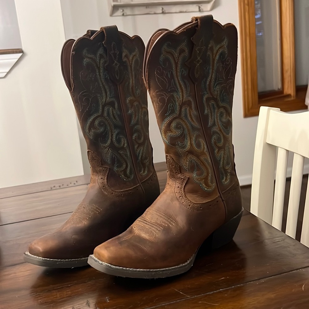 Justin Women’s Cowboy boots